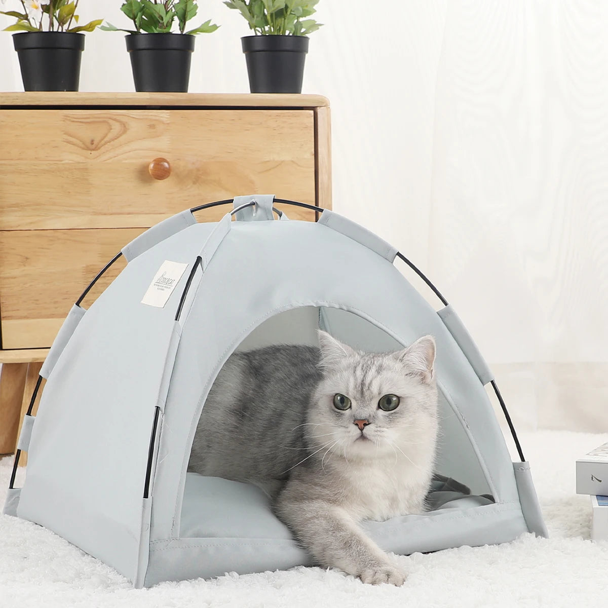 Winter Cat Tent Bed